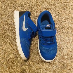 Boy Nike shoes