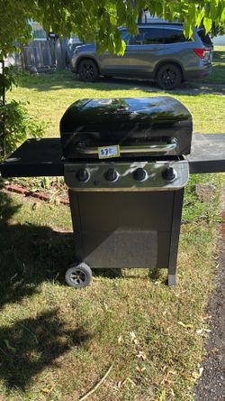 Char-Broil Propane BBQ