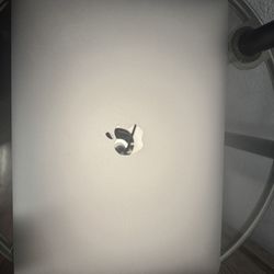 Macbook Pro 13” (2020) - $400 