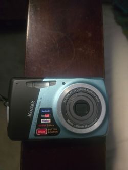Kodak 12 megapixel easy share camera