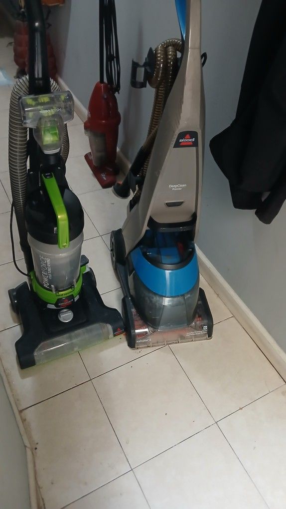 Bissell Vaccuum And Steam Cleaner