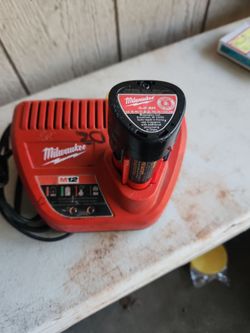 M12 Milwaukee charger and 3.0 battery