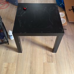 Side Coffee Lamp Table - 21”x21”x18” 