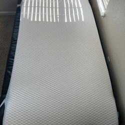 White Futon mattress Topper W/Anti-slip