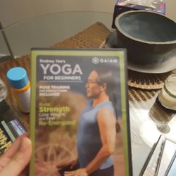 Rodney Yee's Yoga For Beginners. DVD