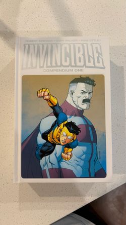 Invincible Hardcover Compendium #1