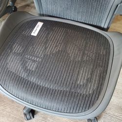 Herman Miller Aeron Chair Size C Fully Loader Black With Mesh Organomic Adjustable Height And Height 