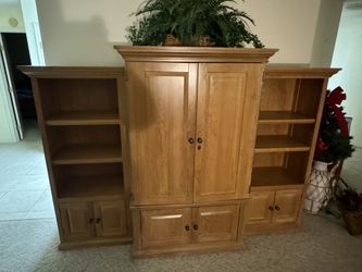 Entertainment Center.