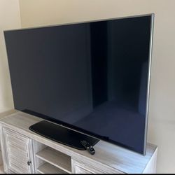 65' LG Smart 4k Tv