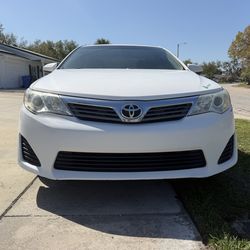 2013 Toyota Camry ,clean title