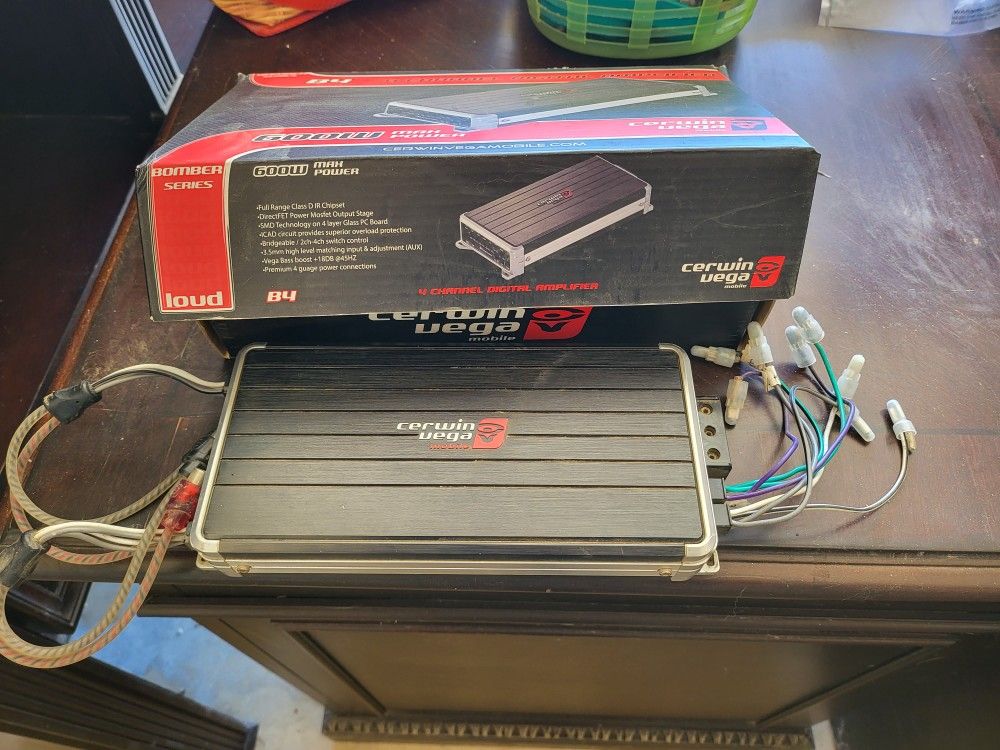 Cerwin Vega B4
600W Bomber Series Amplifier