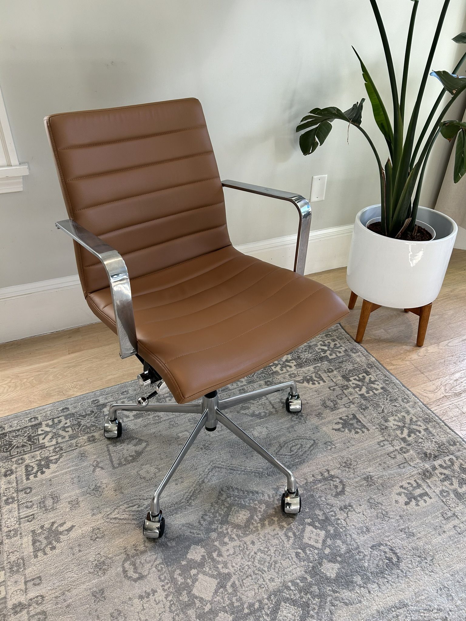 SOHO Executive Office Chair
