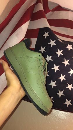 AIR FORCE 1S AF1s SIZE 8.5