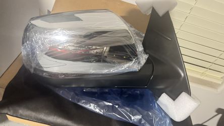 Toyota Tundra 13’ - 20’ Passenger Side mirror Chrome