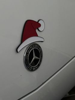 Christmas hats that can be stuck on cars