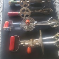 5 Vintage Hand Crank Egg Beaters