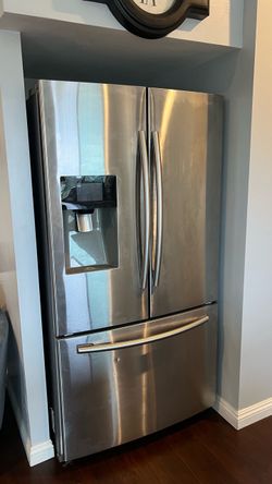 Samsung 36 in. 31 cu. ft. 3-Door Standard Depth French Door Refrigerator