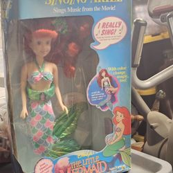 Vintage Tyco Disney the Little Mermaid ~ Singing Ariel Doll 