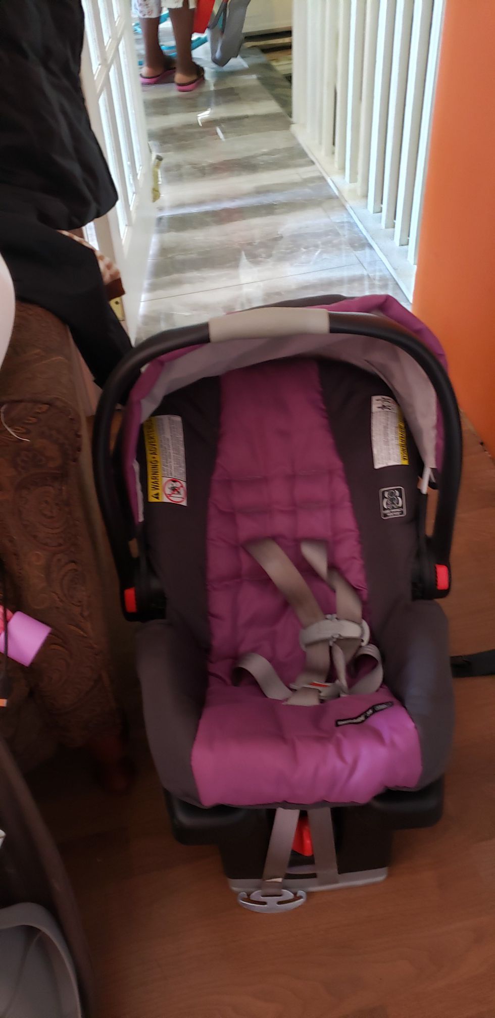 Used pink and great car seat for baby