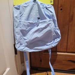 ALL ON MOTION BACKPACK! WATER REPELLENT! GREAT FOR SPORTS OR THE GYM! WITH BOTTLE HOLDER! BRAND NEW!