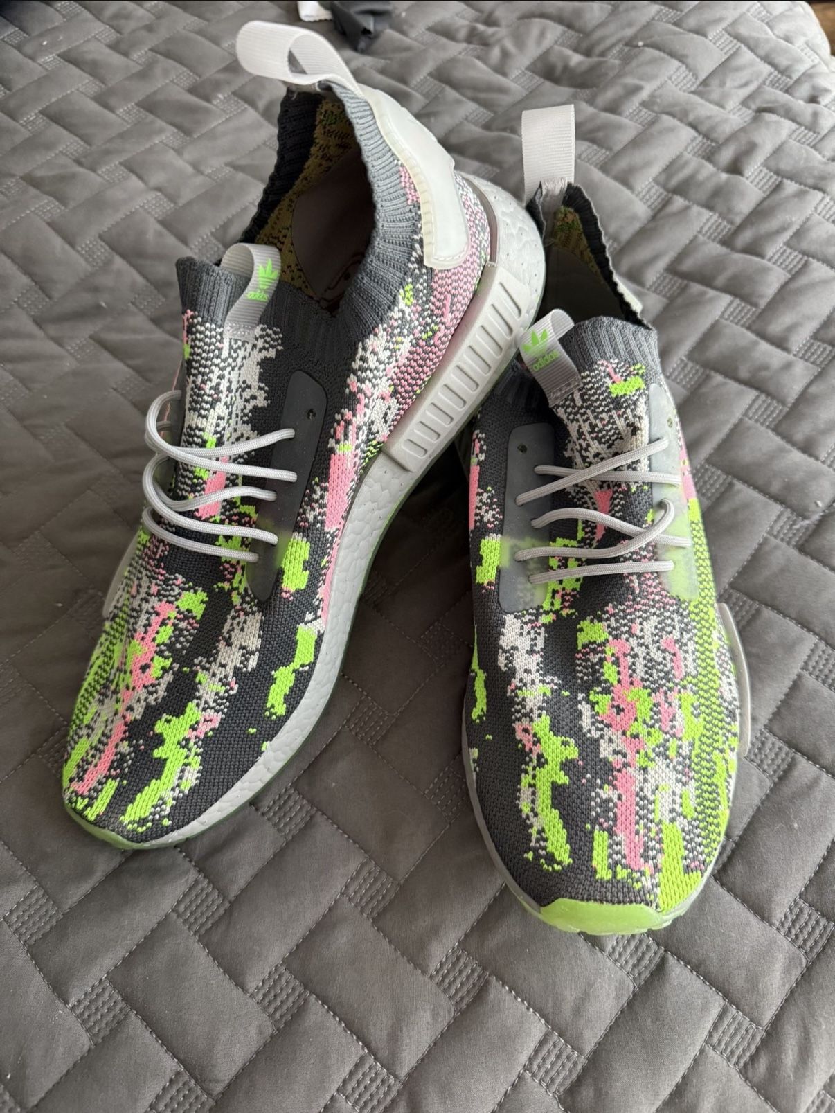 Adidas Sneakers