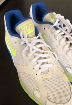 Nike shoes ( 180 Air)