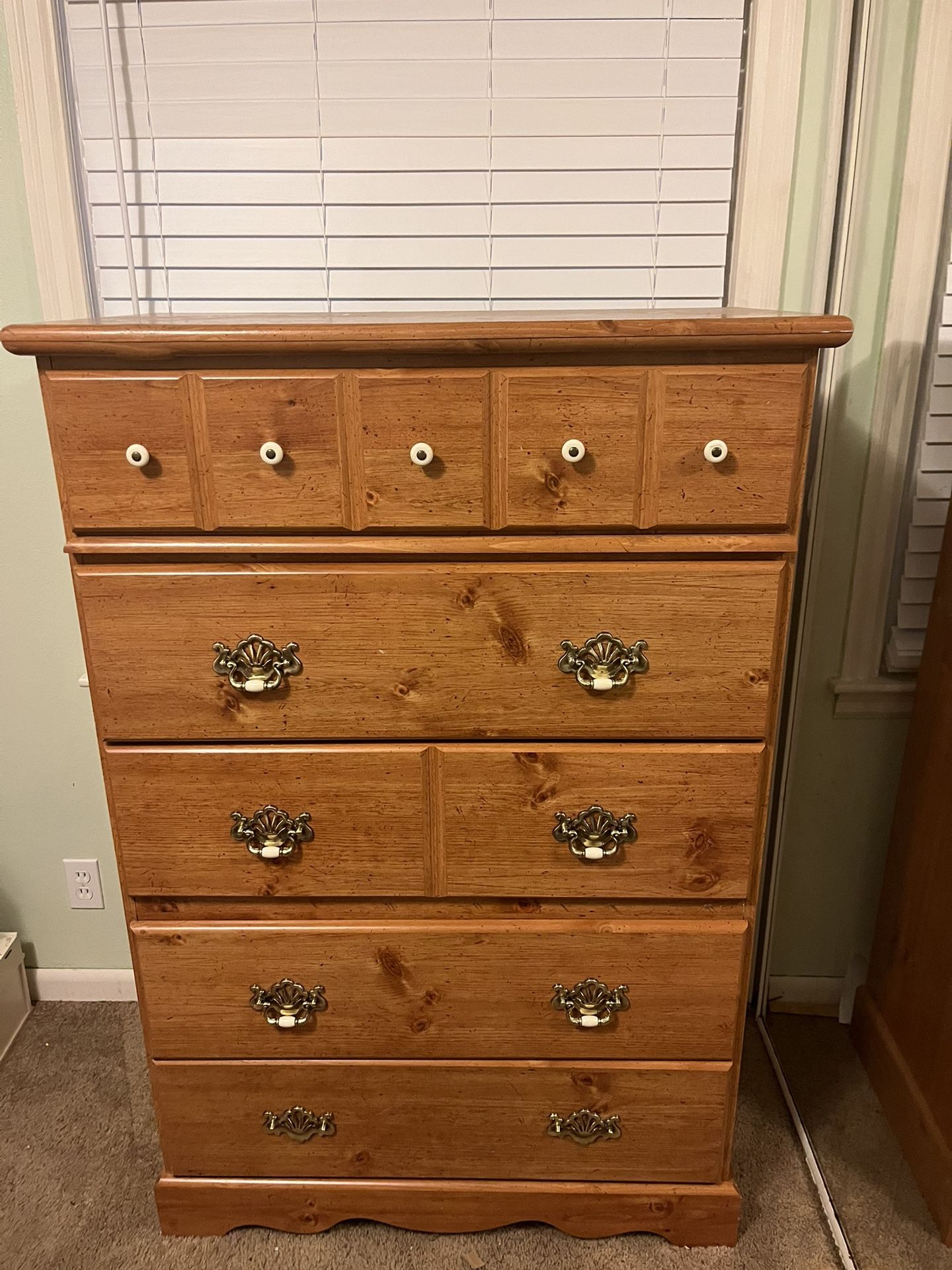 Dresser