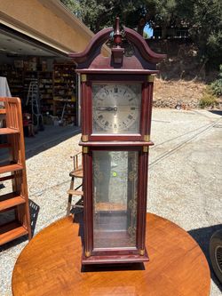Solaris Quartz Grandfather-Style Mantel Clock