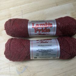 Lamb’s Pride Worsted 85% Wool/15% Mohair 9 Skeins
