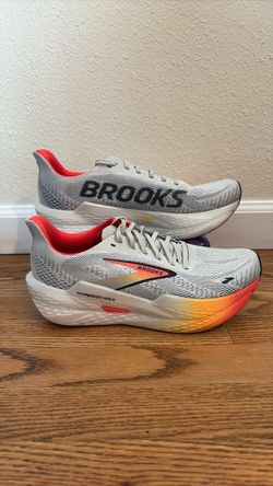 Brooks Hyperion Max Running Shoes