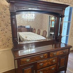 ANTIQUE WOODEN CABINET WITH MIRROR