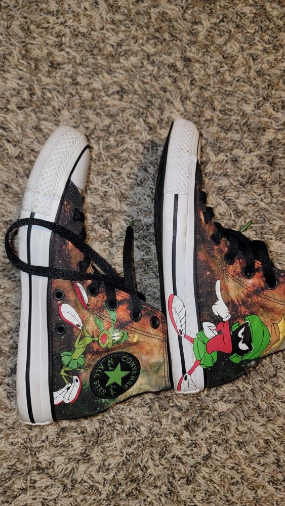 Looney Tunes Converse All Stars 
