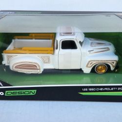CUSTOM LOWRIDER PICKUP 1/25 SCALE 