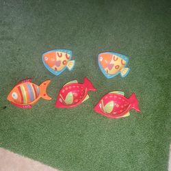Ceramic Fish Snack Bowls. 5 Total