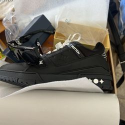 Louis Vuitton Shoes Size 9 