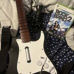 guitar and microphone and game