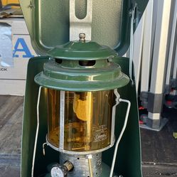 Vintage Coleman 220f Amber glass Lantern With Metal Case