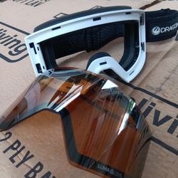 Dragon Ski / Snowboard Goggles w/ Lens (LUMALENS)