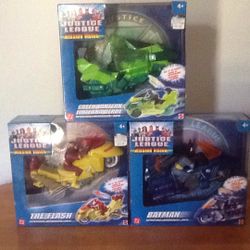 Collectible Justice League Mission Vision Set