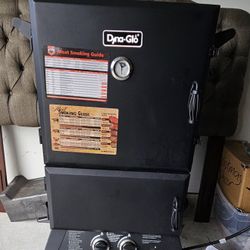 Dyna-Glo smoker