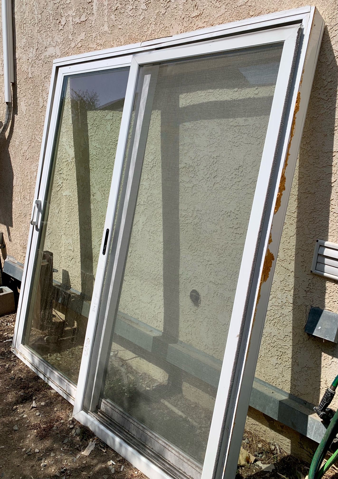Milgard 6ft Sliding Glass Door for Sale in La Canada Flt, CA OfferUp