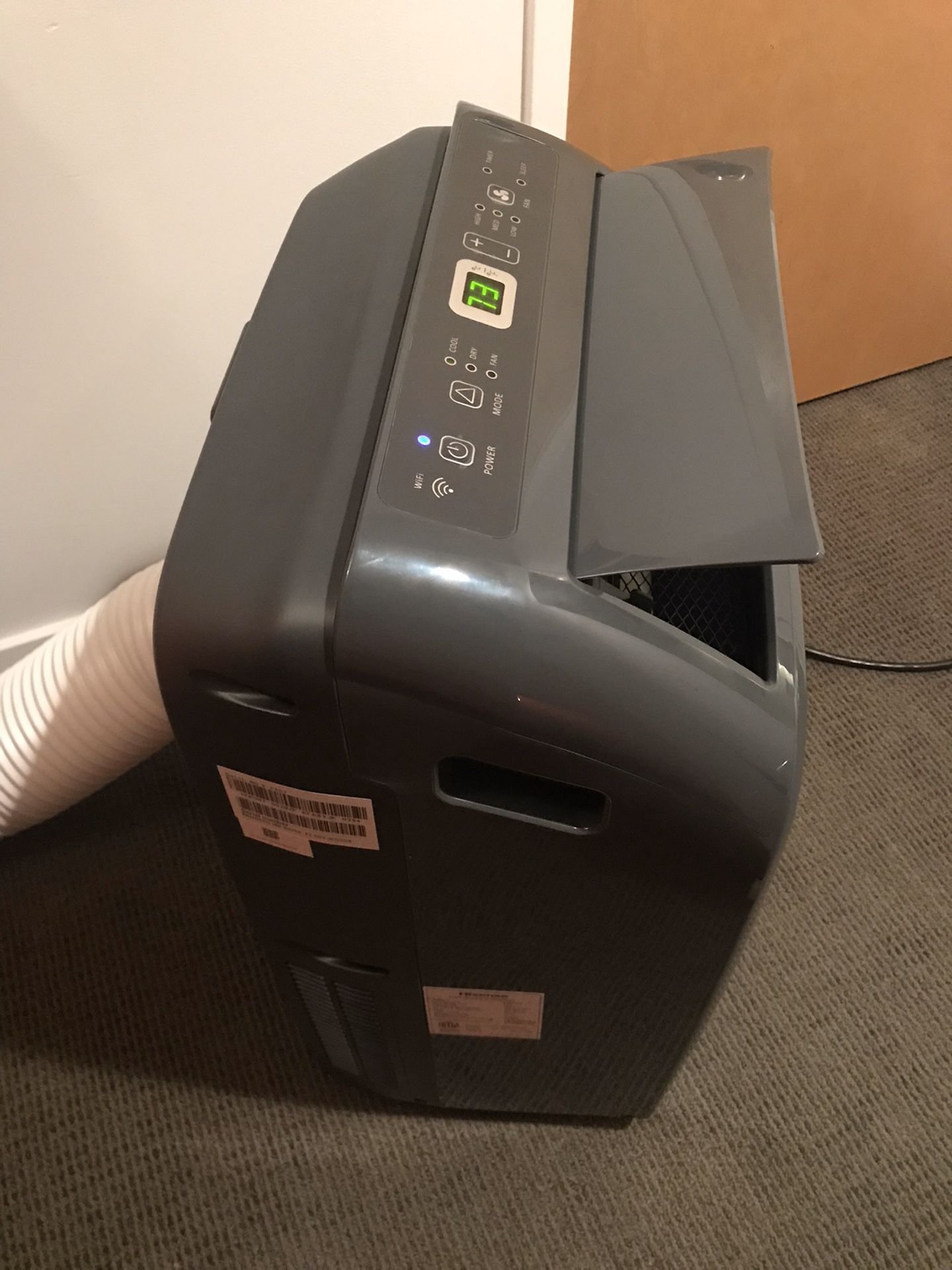 Hi sense portable air conditioner - only ~3 month old!