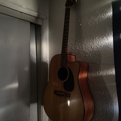 Takemine 6 Train Guitar