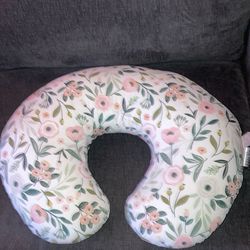 Boppi baby pillow