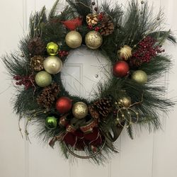 Beautiful Christmas Wreaths And Swag.  10-15$ Each  24” Across Swag Is 34” 