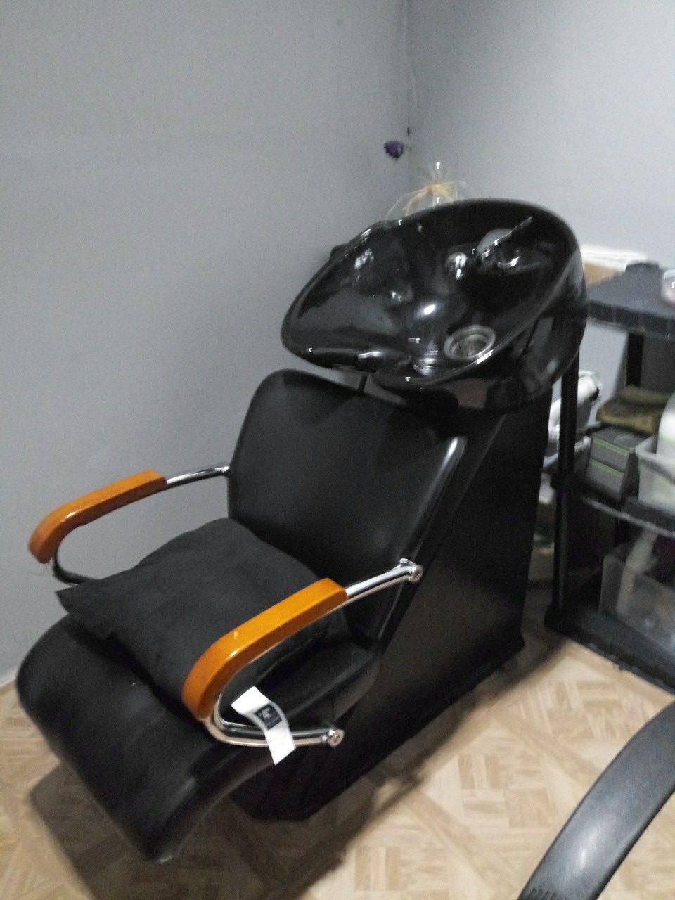 Shampoo back wash units