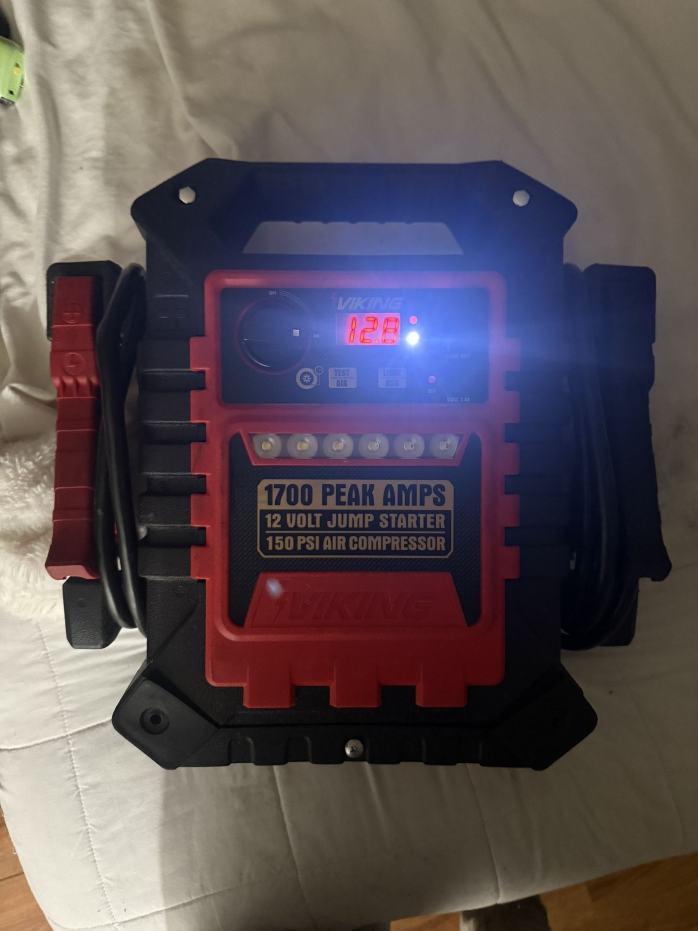 Viking 12 Volt Portable Jumper