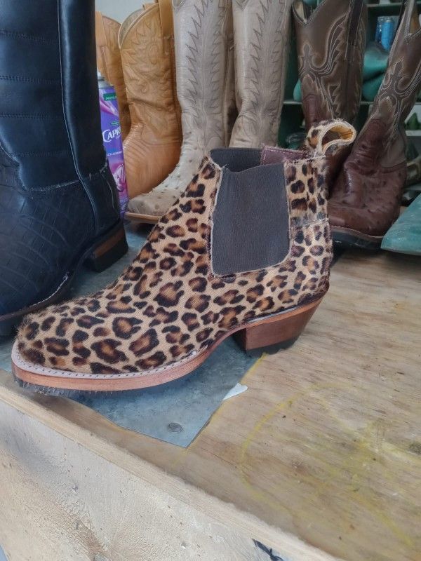 Country Boots .