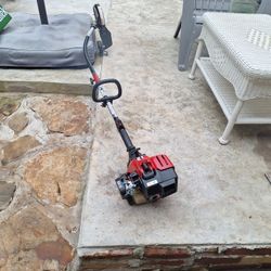 Trimmer Edger TROY-BILT gas 2cycle 25cc Run Good new carburetor and new blade 