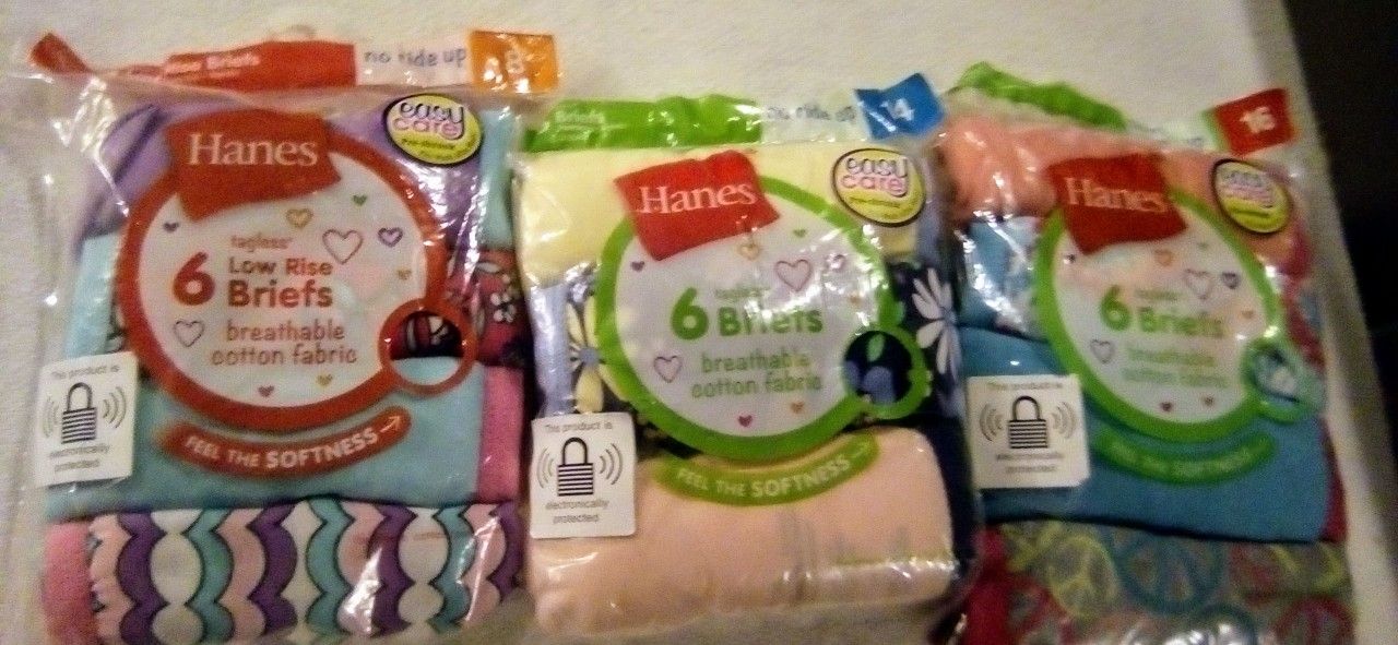 GIRLS HANES UNDERWEAR (BRAND NEW NEVER OPENED)β